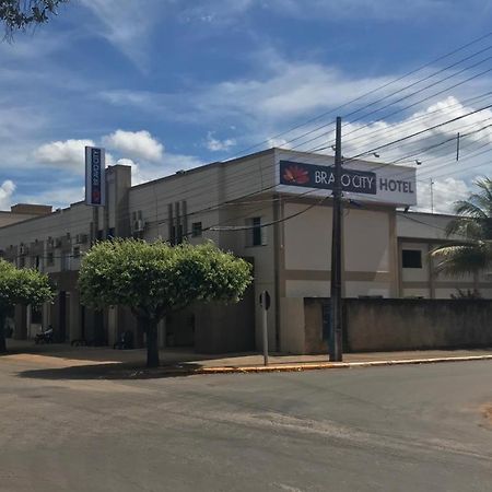 Bravo City Hotel Nova Mutum Exterior photo