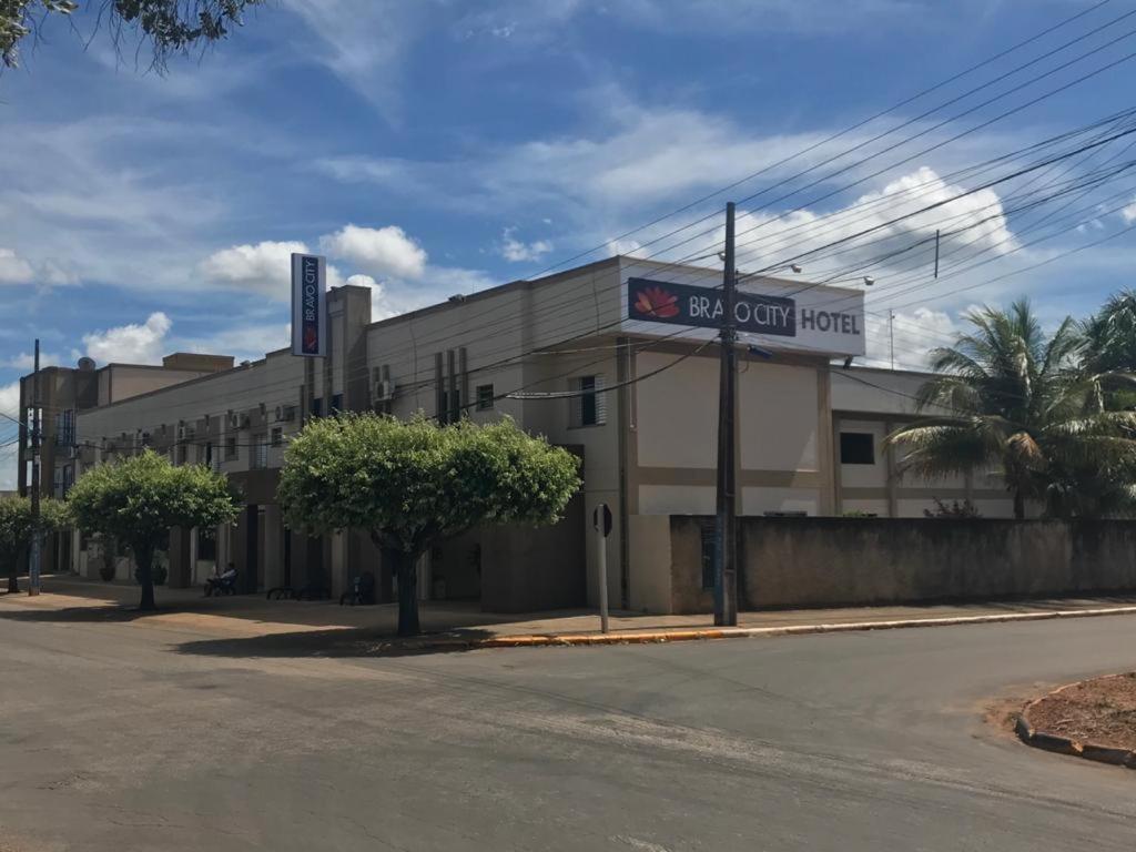 Bravo City Hotel Nova Mutum Exterior photo
